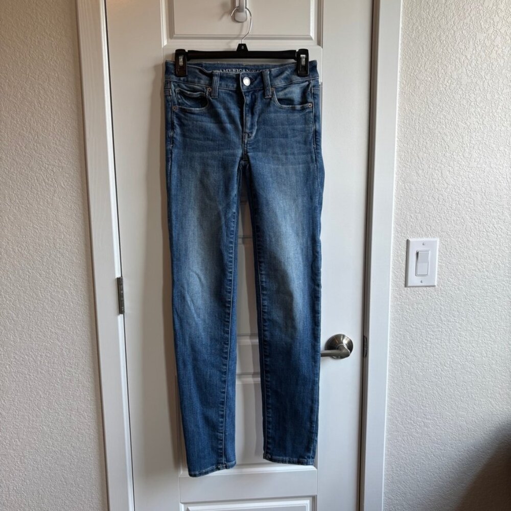 American Eagle Outfitters Super Stretch  Skinny jeans in size 2 long